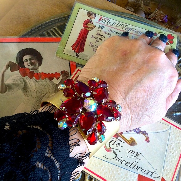 Gorgeous Red Jewel UpCycled Holiday Artisan Crystal Brass Cuff Bracelet - Picture 8 of 8